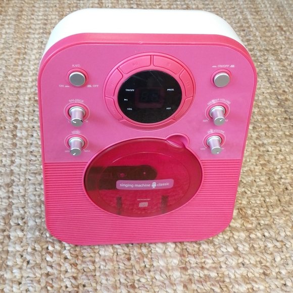 Karaoke Singing Machine - Picture 2 of 8